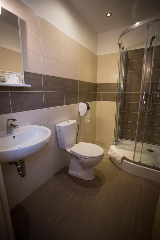 Ferdinand Penzion Moldava nad Bodvou Habitación foto